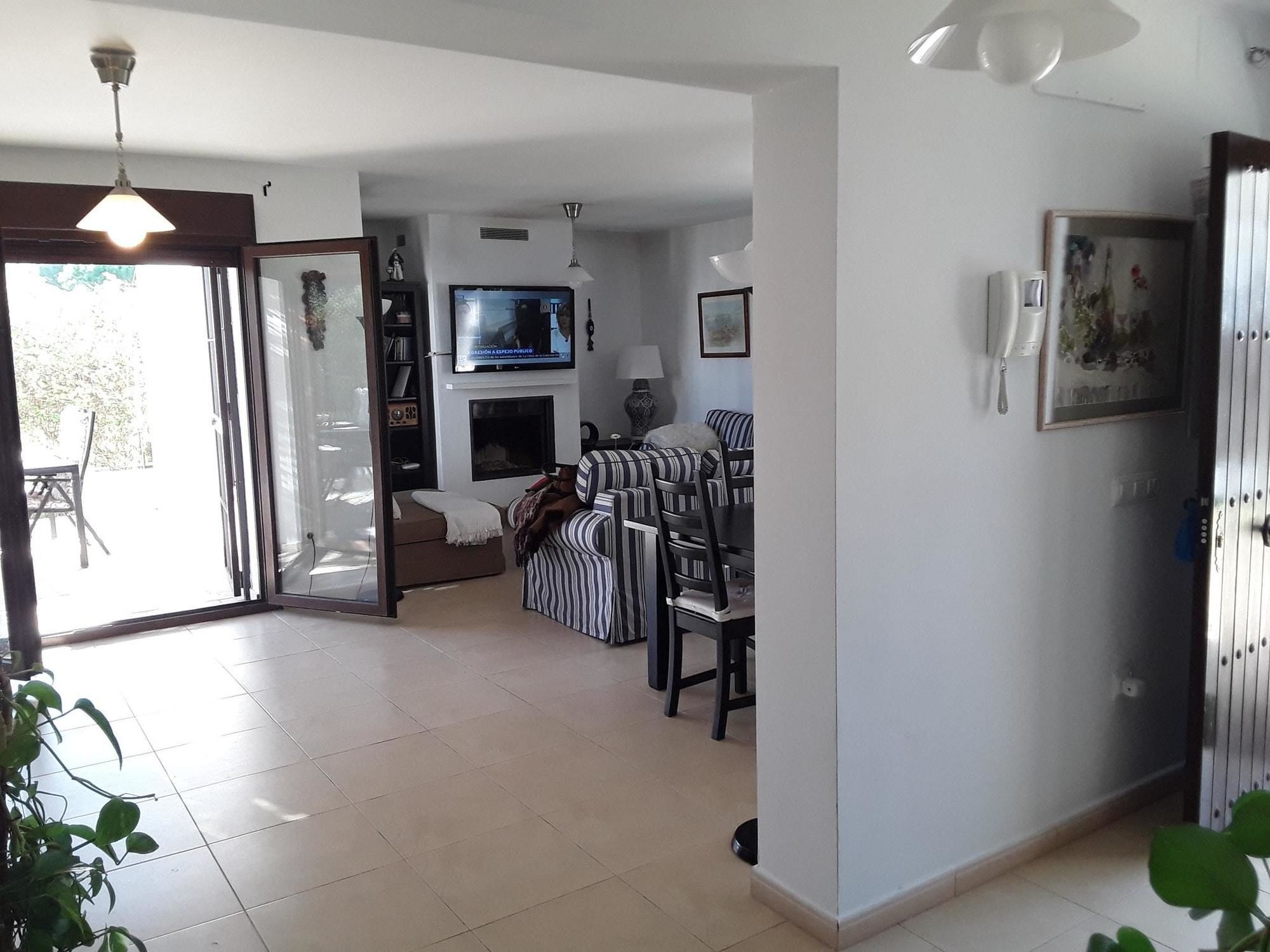 With 4 Bedrooms In Roche, With Pool Access, Furnished Garden And Villa Conil De La Frontera
